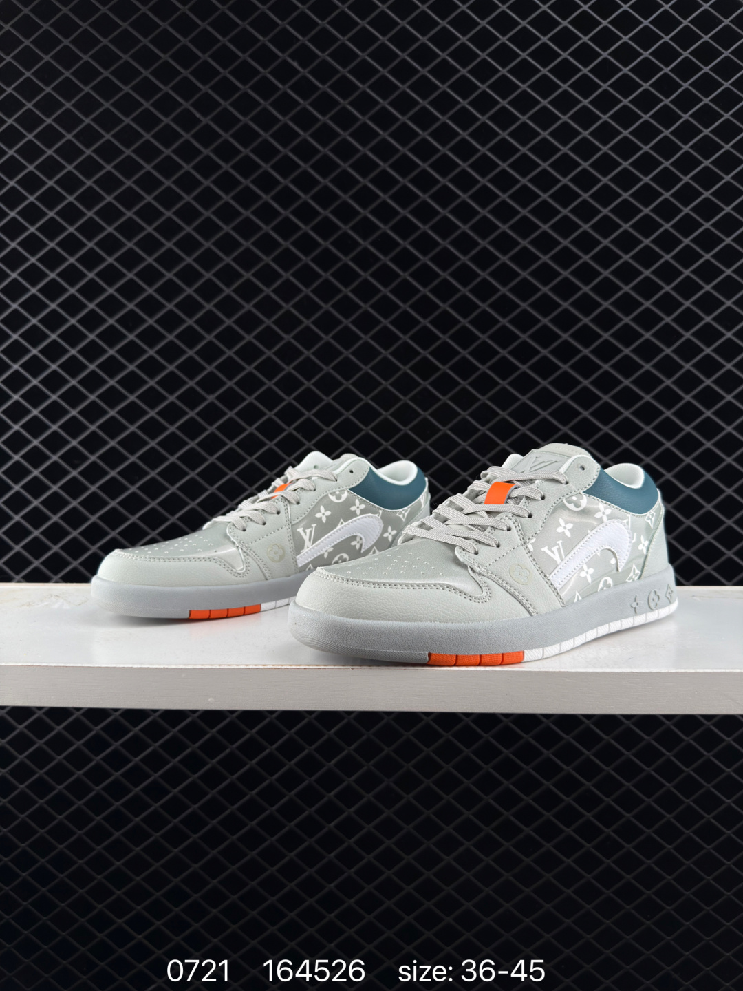 Louis Vuitton x Air Jordan 1 High